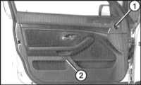 13.21 Снятие и установка облицовки двери БМВ 5 (E39)