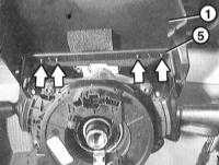 14.3.4 Снятие и установка облицовки рулевой колонки БМВ 3 (E46)