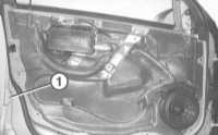 13.1.23 Снятие и установка защитной планки на двери Mercedes-Benz W203