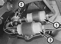8.9 Топливный фильтр на моделях с топливным насосом, расположенным вне топливного бака Opel Vectra A