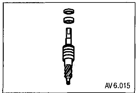 6.4 Снятие и установка ведущего вала-шестерни с клапаном управления Chevrolet Aveo 2003-2008