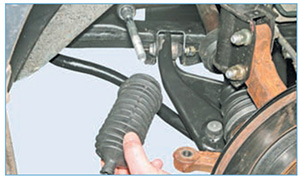 zamena-chehla-rulevogo-almera-2.jpg
