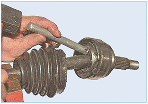 zamena-naruzhnogo-sharnira-6.jpg