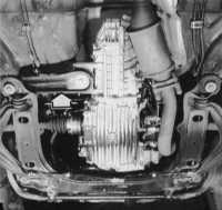 9.1 Снятие и установка механической коробки передач (КП) Audi 80